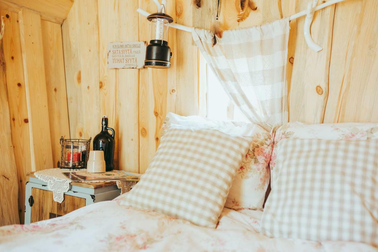 B&B Elaemys Aemmi Sauvo Luaran gambar